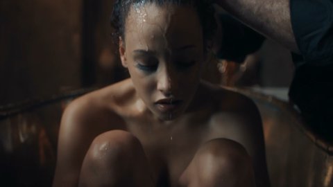 Elarica Johnson - Hot Scenes in A Discovery of Witches s01e02-07 (2018)