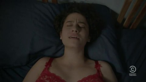 Ilana Glazer - Hot Scenes in Broad City s01e06 (2014)