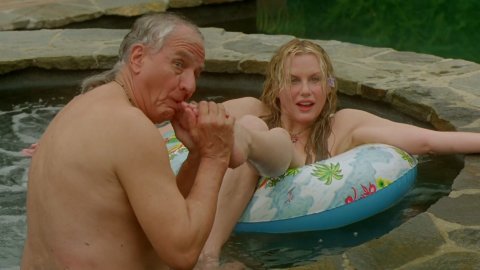 Daryl Hannah - Hot Scenes in Keeping Up with the Steins (2006)