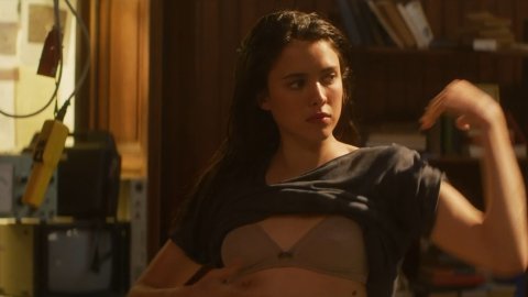 Margaret Qualley - Hot Scenes in IO (2019)