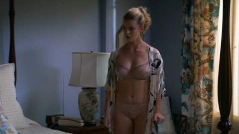 Betty Gilpin - Hot Scenes in GLOW s02e04 (2018)