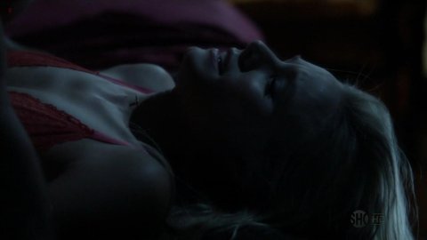 Kristen Bell - Hot Scenes in House of Lies s01e08 (2012)