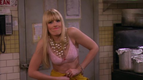 Beth Behrs - Hot Scenes in 2 Broke Girls s03e16 (2013)