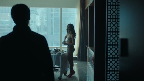 Jennifer Krukowski - Hot Scenes in Titans s02e07 (2019)