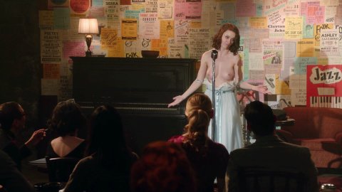 Rachel Brosnahan - Hot Scenes in The Marvelous Mrs. Maisel s01e01 (2017)