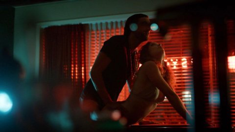 Leah Gibson - Hot Scenes in Shut Eye s01e07 (2016)