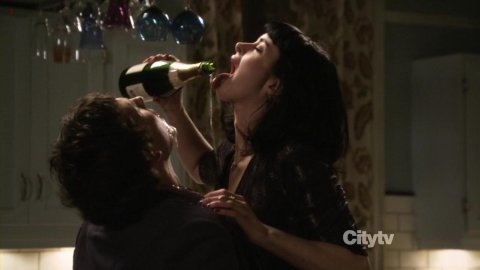 Krysten Ritter - Hot Scenes in Don't Trust the B---- in Apartment 23 s01e01 (2012)