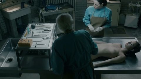 Muriel Wimmer - Hot Scenes in Dead End s01e05 (2019)