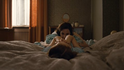 Luise Heyer, Antje Traue - Hot Scenes in Dark s02e03 (2019)