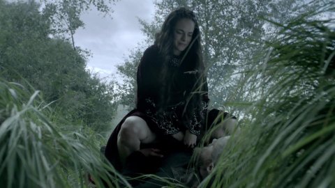 Amy Bailey - Hot Scenes in Vikings s03e04 (2015)