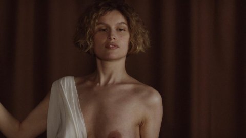 Laetitia Casta - Hot Scenes in The Maiden and the Wolves (2007)