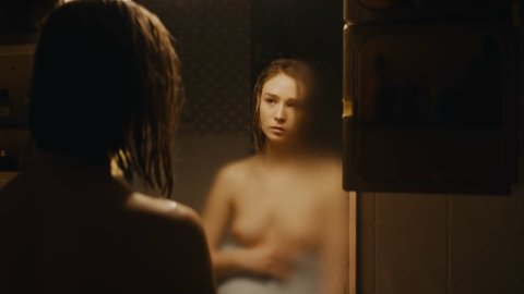 Zofia Wichlacz - Hot Scenes in The Mire s01e02 (2018)