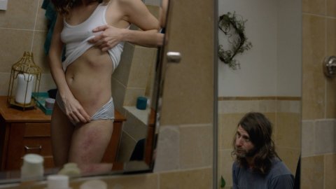 Aubrey Plaza - Hot Scenes in Easy s02e01 (2017)