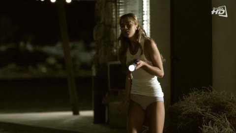 Arielle Kebbel - Hot Scenes in Reeker (2005)