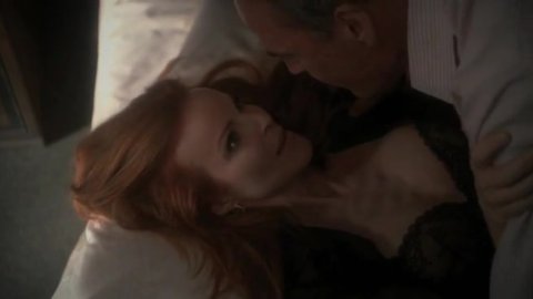 Marcia Cross - Hot Scenes in Desperate Housewives s06e03 (2004)