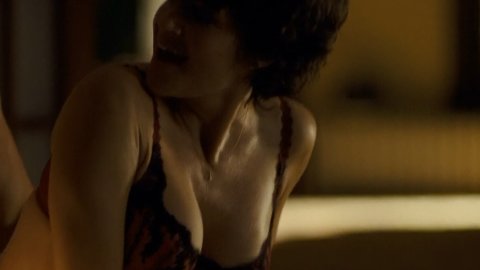 Carla Gugino - Hot Scenes in Righteous Kill (2008)