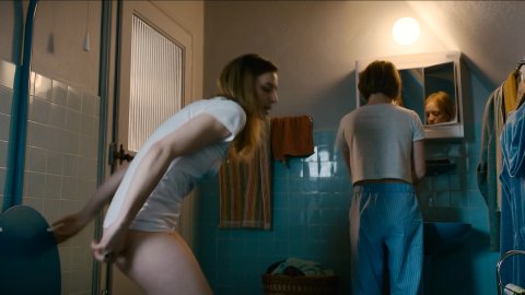 Christiane Paul, Svenja Jung - Hot Scenes in Holiday Secrets s01e02-03 (2019)