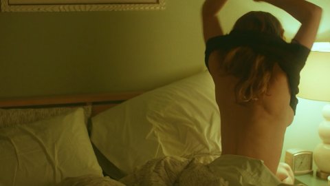 Bethany Joy Lenz - Hot Scenes in Pearson s01e05 (2019)