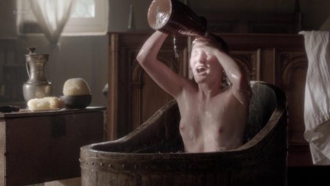 Eve Ponsonby - Hot Scenes in The White Queen s01e01 (2013)