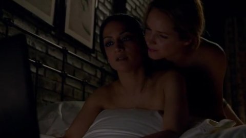 Archie Panjabi, Jordana Spiro - Hot Scenes in The Good Wife s05e11 (2013)