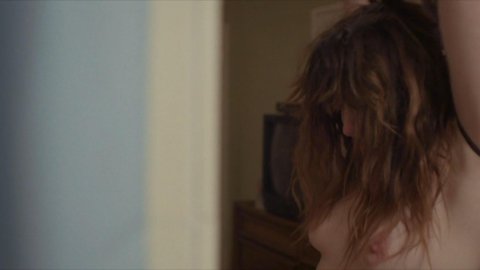 Kathryn Hahn - Hot Scenes in I Love Dick s01e07 (2017)