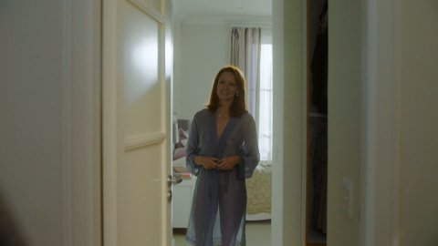 Lavinia Wilson - Hot Scenes in Deutschland e02-08 (2018)