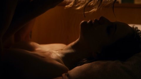 Lisa Vicari - Hot Scenes in Dark s02e01e04-06 (2019)