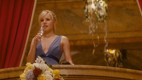 Kristen Bell - Hot Scenes in When in Rome (2010)