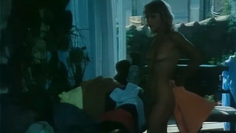 Ute Christensen - Hot Scenes in Le Tiroir secret (1986)