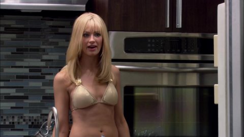 Beth Behrs - Hot Scenes in 2 Broke Girls s01e19 (2011)