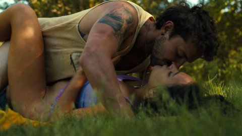 Sasha Lane - Hot Scenes in American Honey (2016)