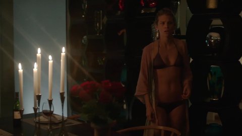 AnnaLynne McCord - Hot Scenes in Stalker s01e07 (2014)