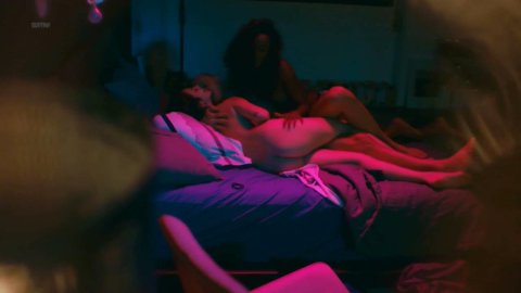 Pathy DeJesus - Hot Scenes in August Street s01e09 (2018)