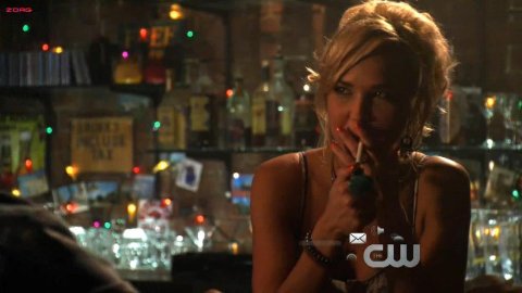 Arielle Kebbel, Shiri Appleby - Hot Scenes in Life Unexpected s02e01 (2010)