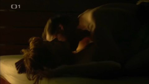 Anna Geislerova - Hot Scenes in Nevinné lži s01e01 (2013)