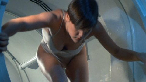 Carey Lowell, Talisa Soto - Hot Scenes in Licence to Kill (1989)