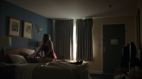 Meredith Holzman - Hot Scenes in The Sinner s01e06 (2017)